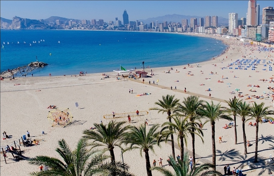 spain solutions&co solutions and co sparknews climate tourism beach sustanaible cinco dias