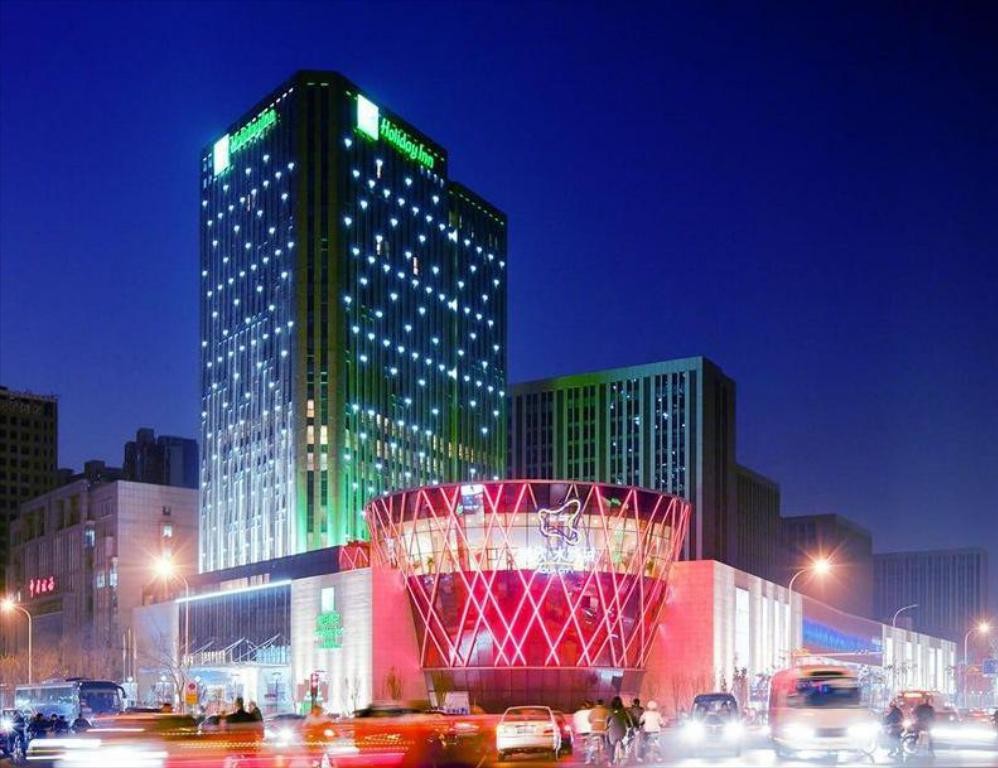 The Wanda Tianjin Aquacity Shopping Mall is one of the main projects of energy conversion handled by Pioneer Energy - Credits: Pioneer Energy